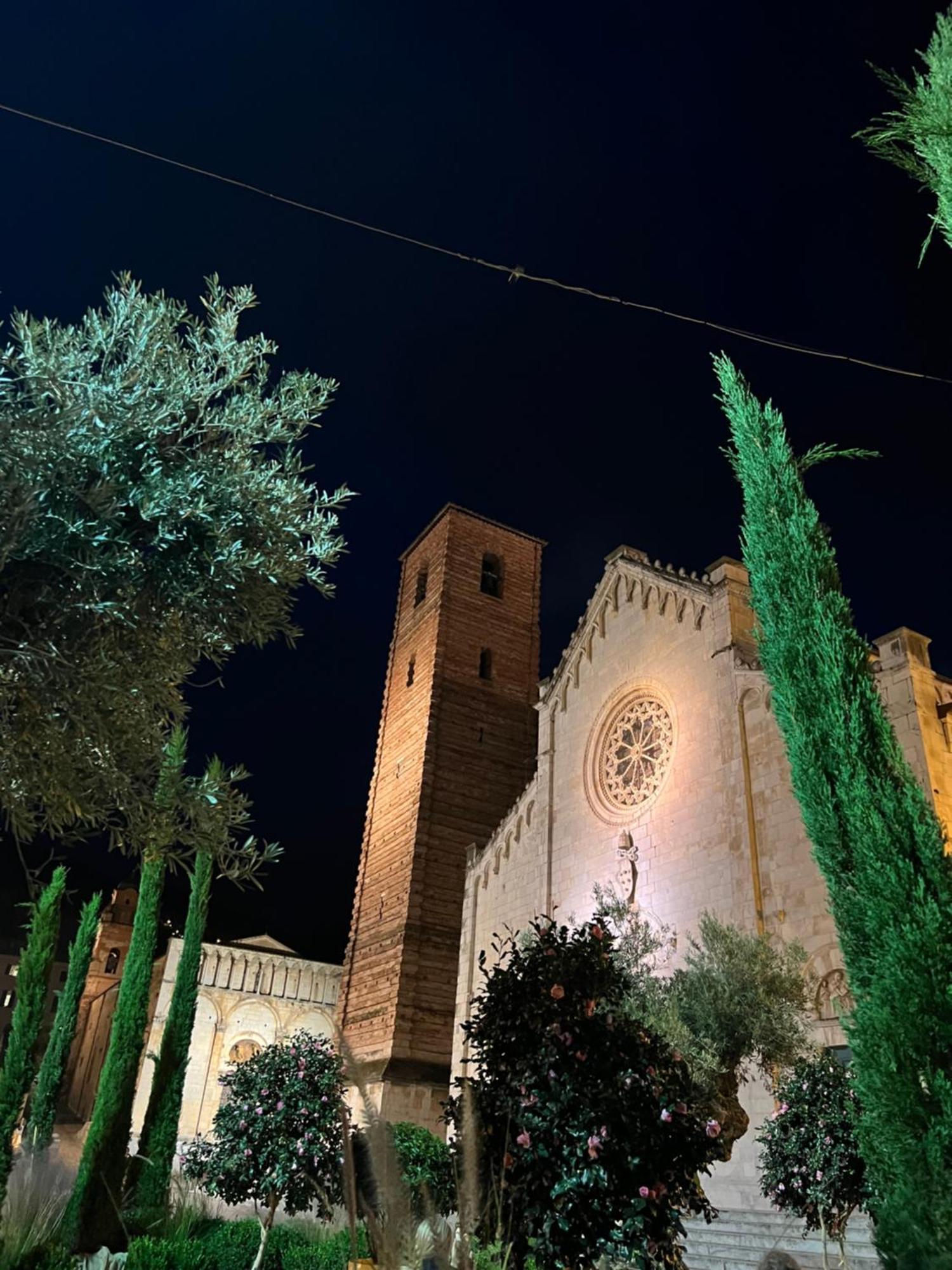 Pietrasanta Ai Teatri住宿加早餐旅馆 外观 照片